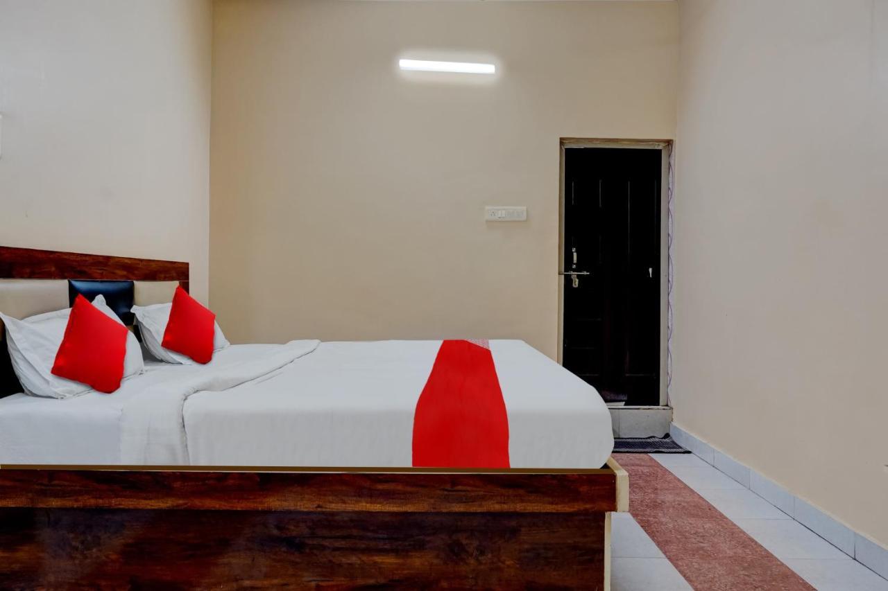 Flagship Hotel Sivam Palace Rāipur Buitenkant foto