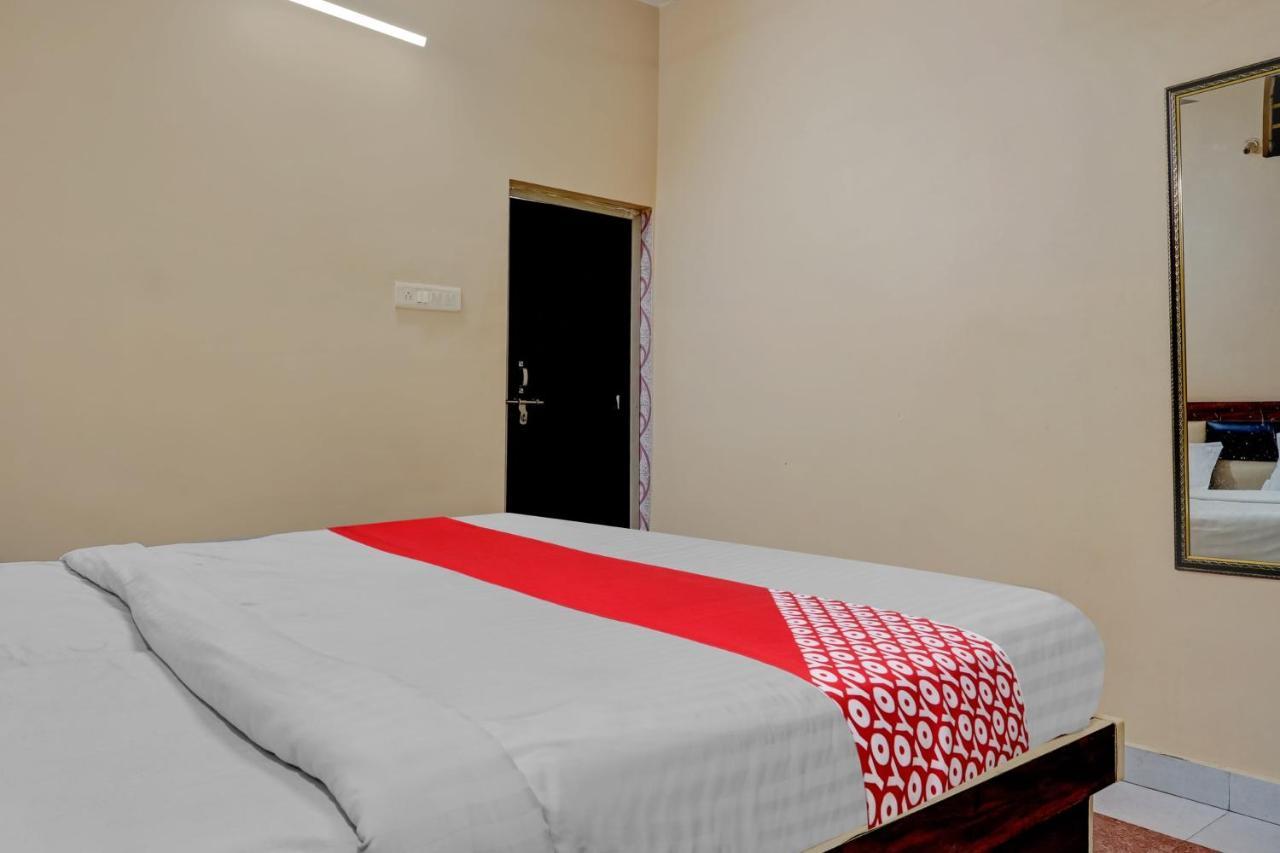 Flagship Hotel Sivam Palace Rāipur Buitenkant foto